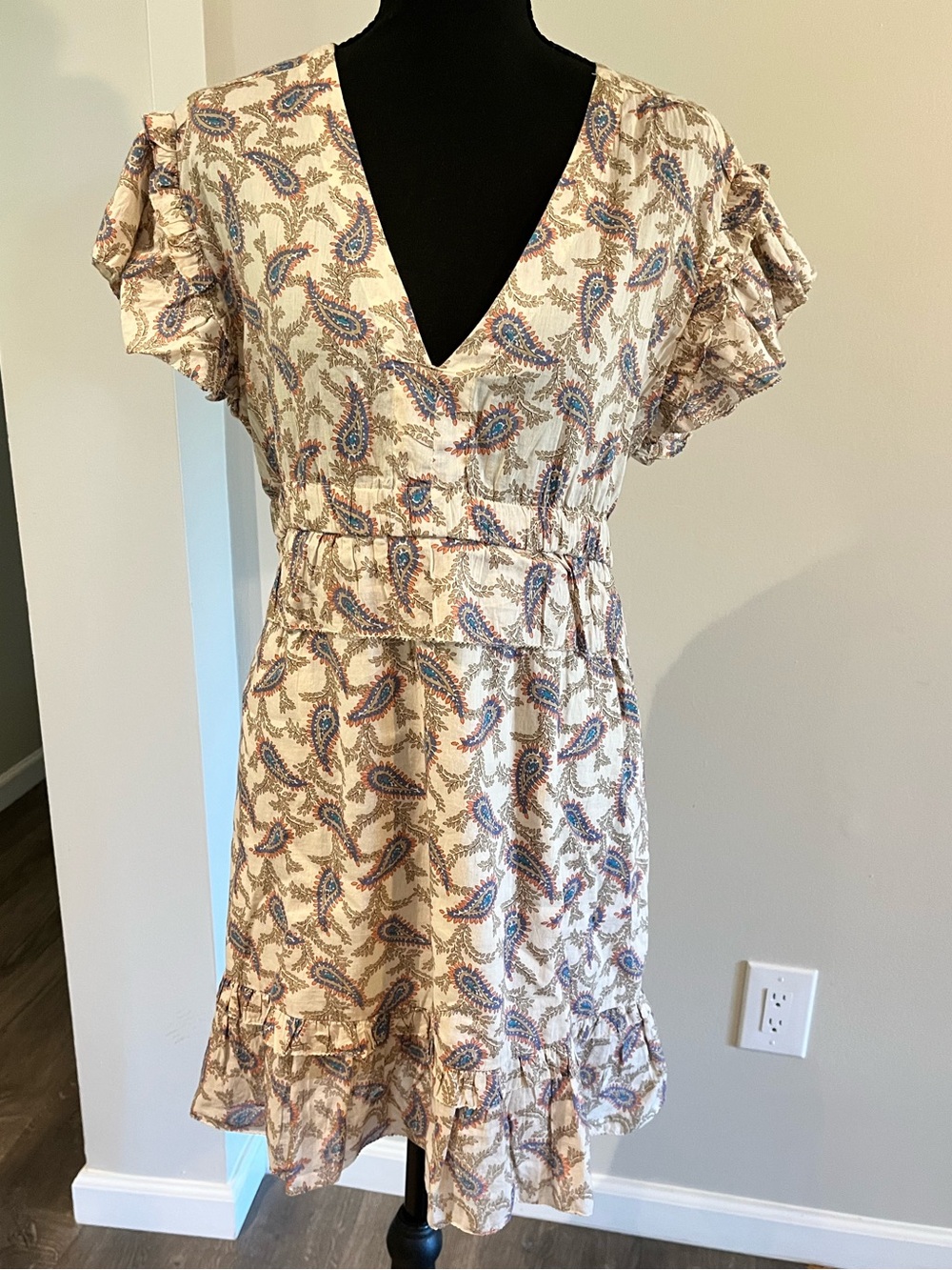 Elan Paisley Ruffle Sleeve Mini Dress | Sz  M | Boho Dress EUC